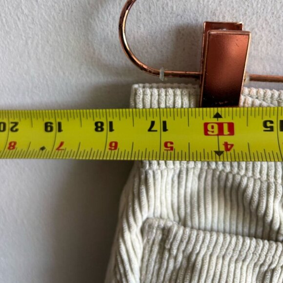 Levis Premium Mens Corduroy Baggy Dad Straight Leg Pants Off White Size 31 - Picture 2 of 11